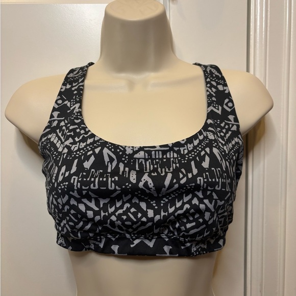 Victoria's Secret Black and White Geometric Bra - Picture 1 of 4
